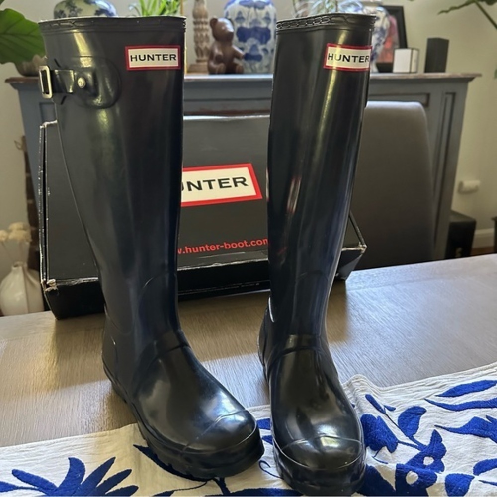 Hunter Boots Dark Navy 5M/6F